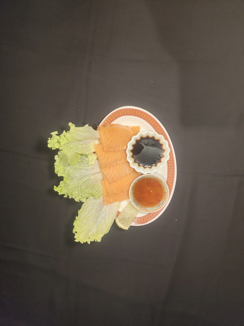 WOK CHICKEN THAI · Photos 7